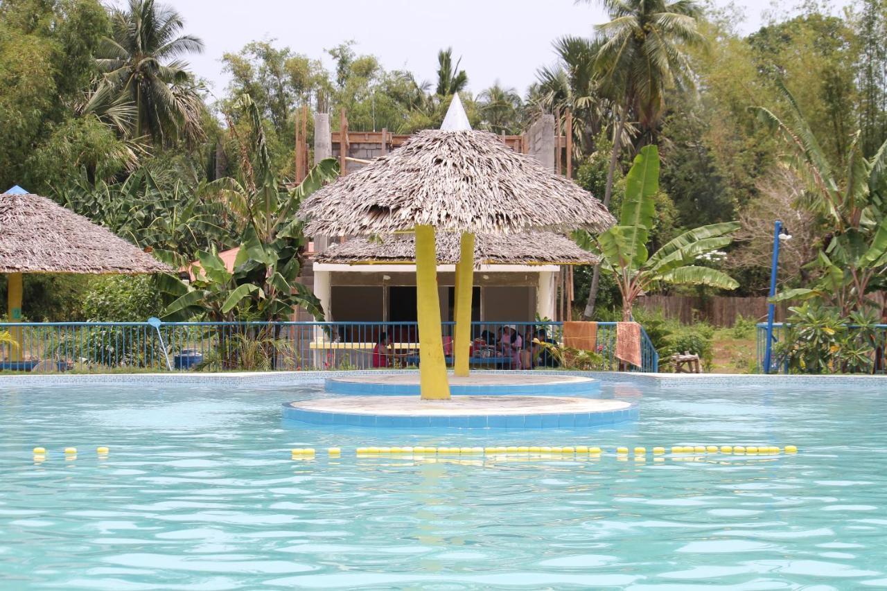 Sweetwater Resort Zamboanguita  Extérieur photo