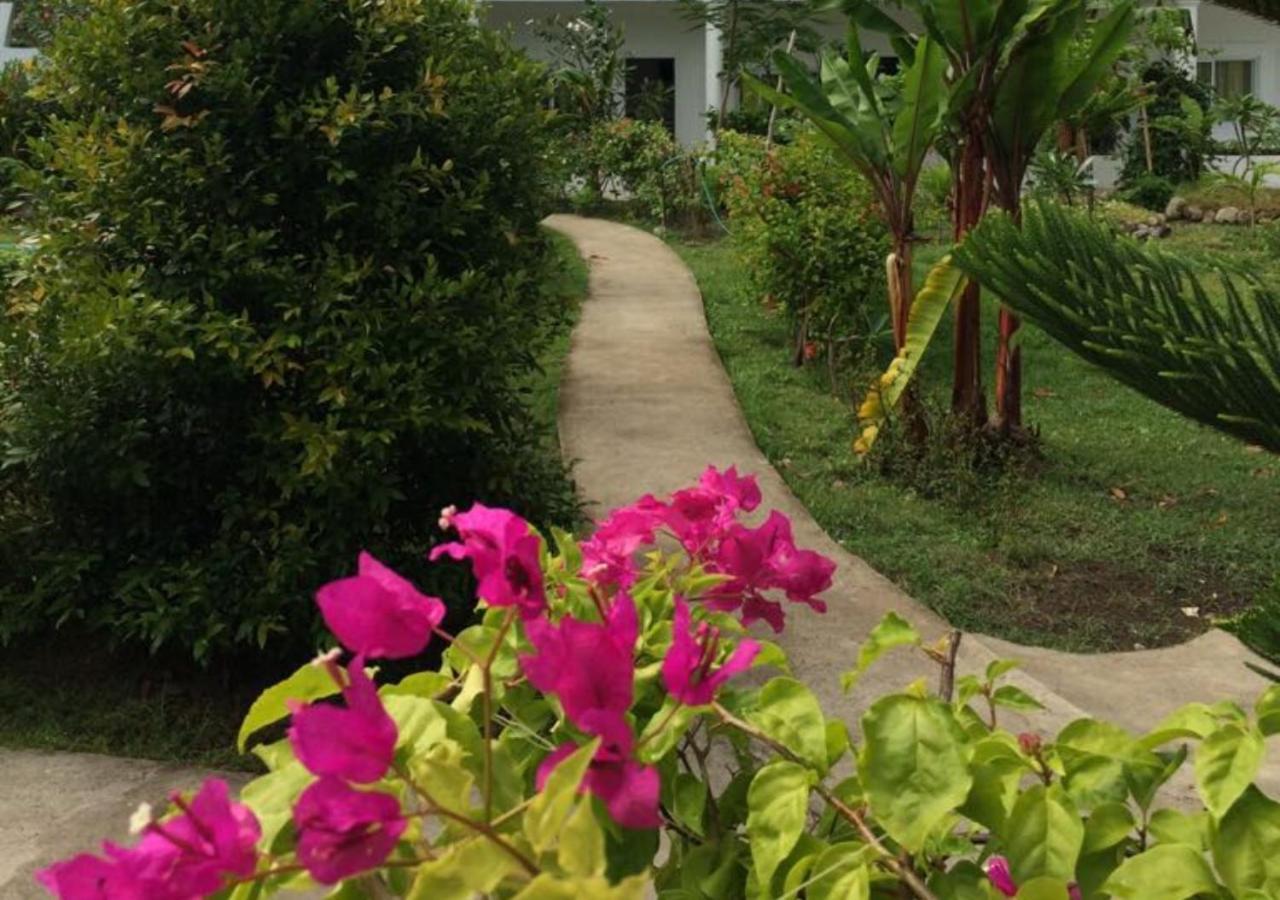 Sweetwater Resort Zamboanguita  Extérieur photo