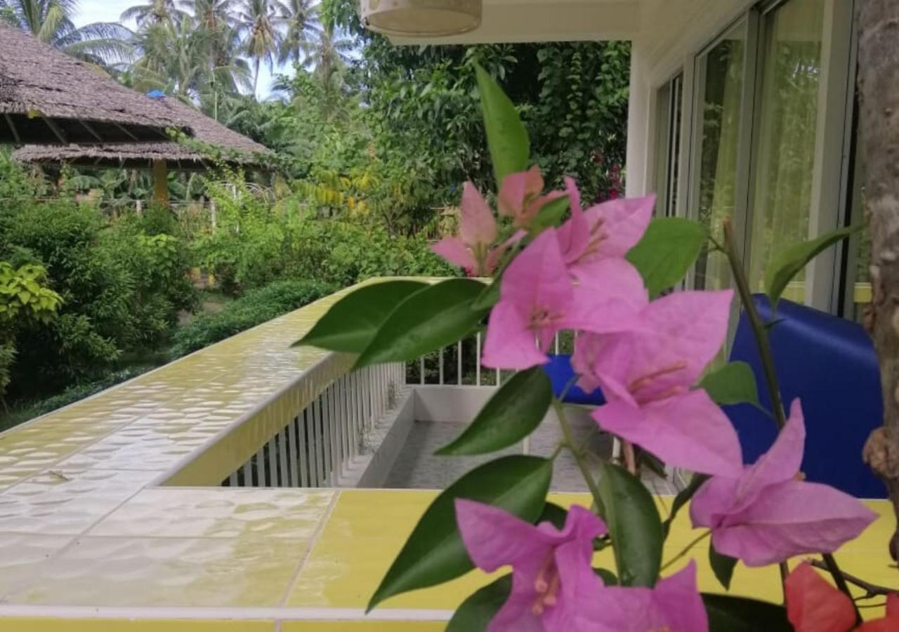 Sweetwater Resort Zamboanguita  Extérieur photo